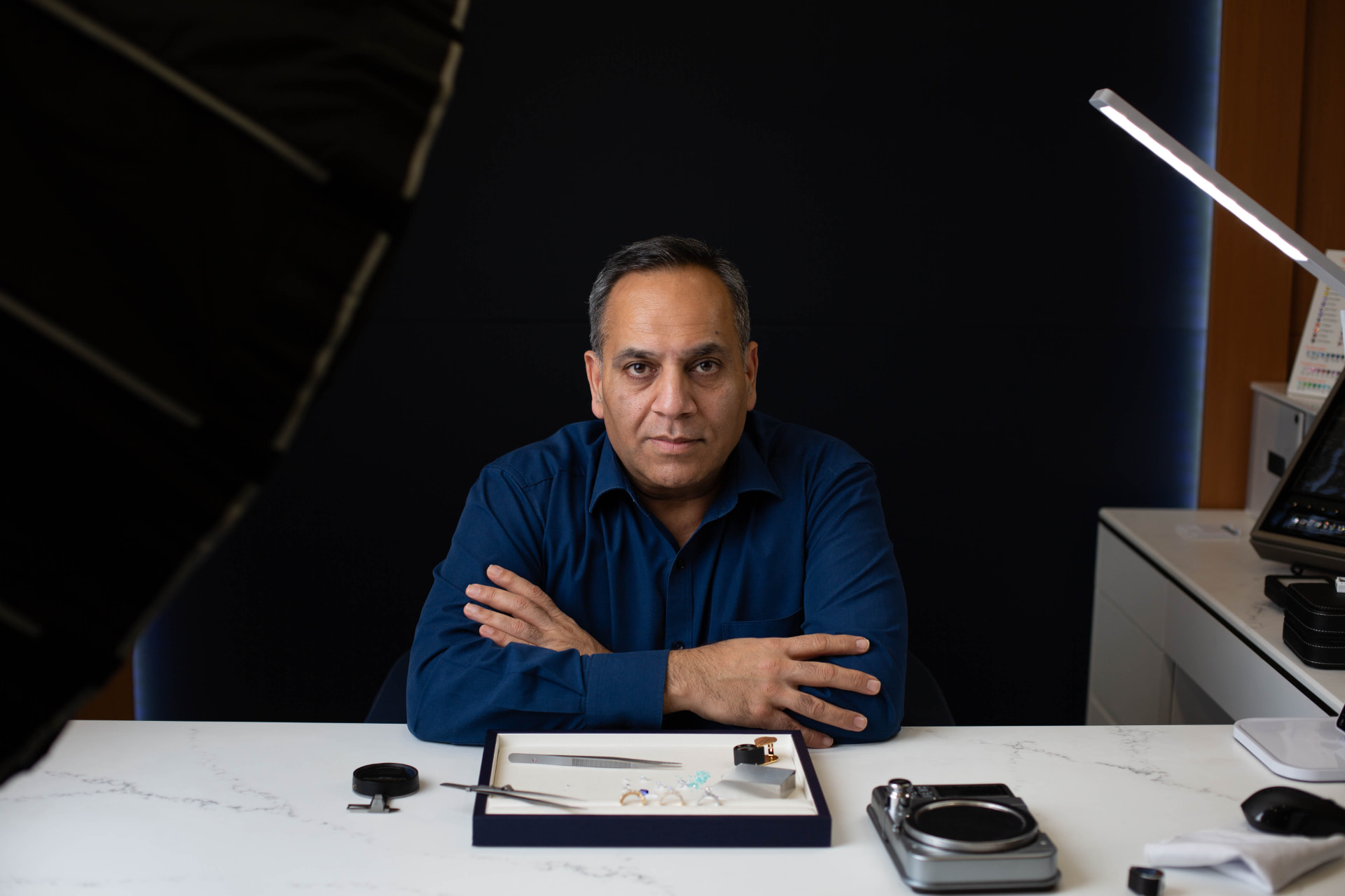 Nathan, master jeweller with 30+ years experience